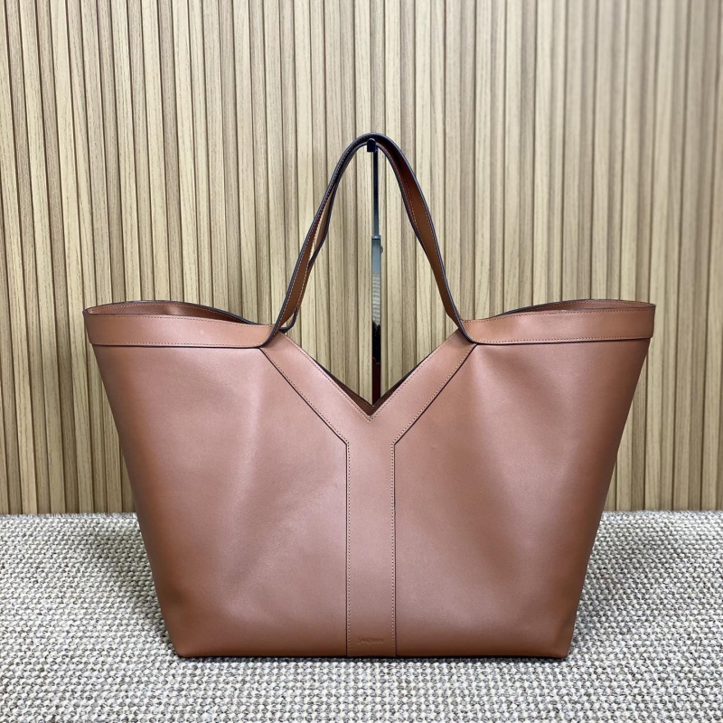Y51 shopping bags